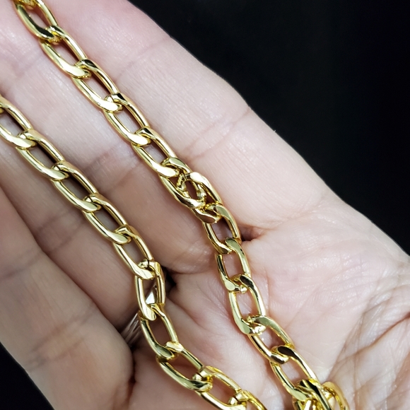 Dress - Picture 3 of 5